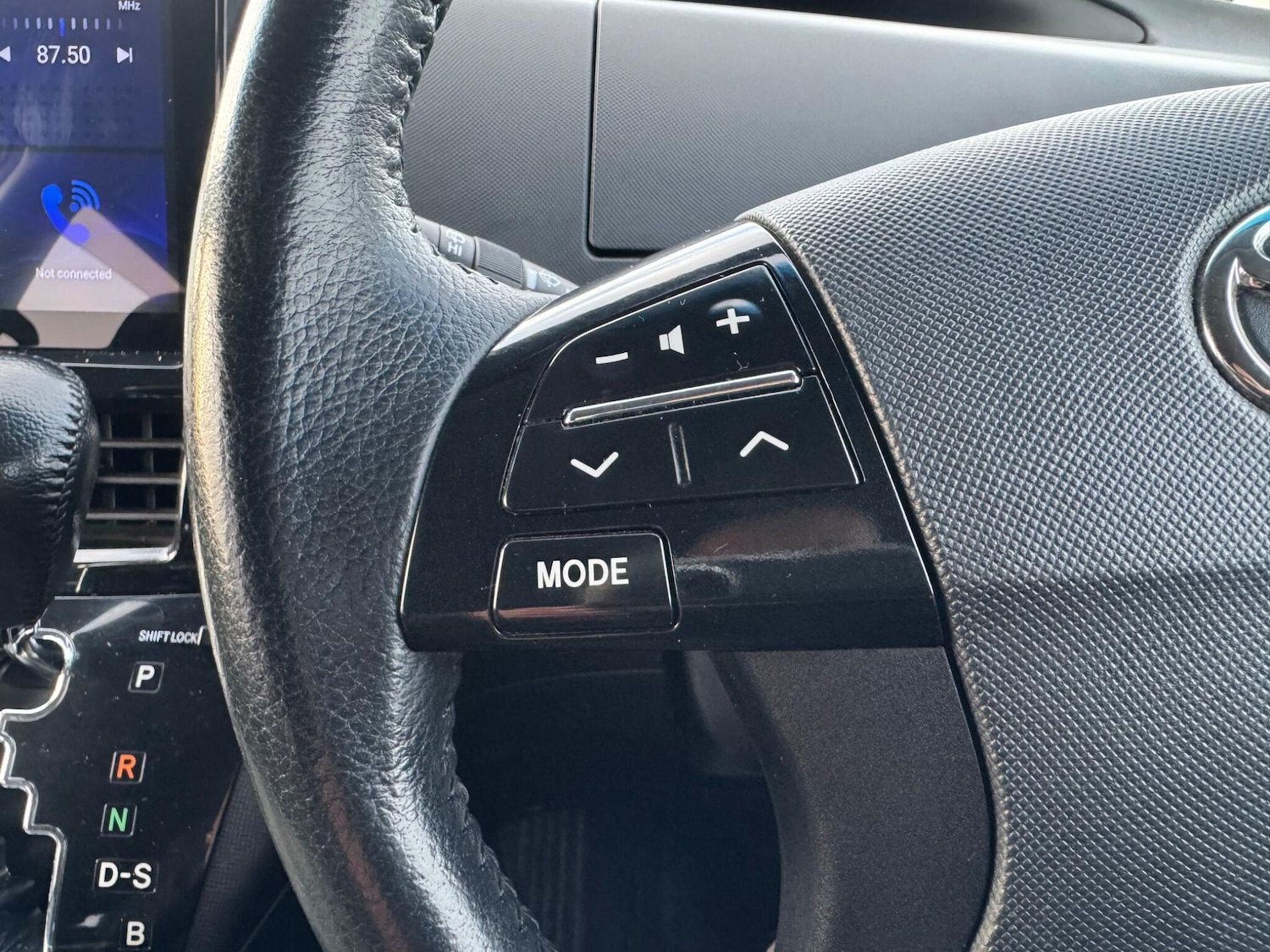 Used Toyota Estima 2025 for sale - 76964442: Photo 25