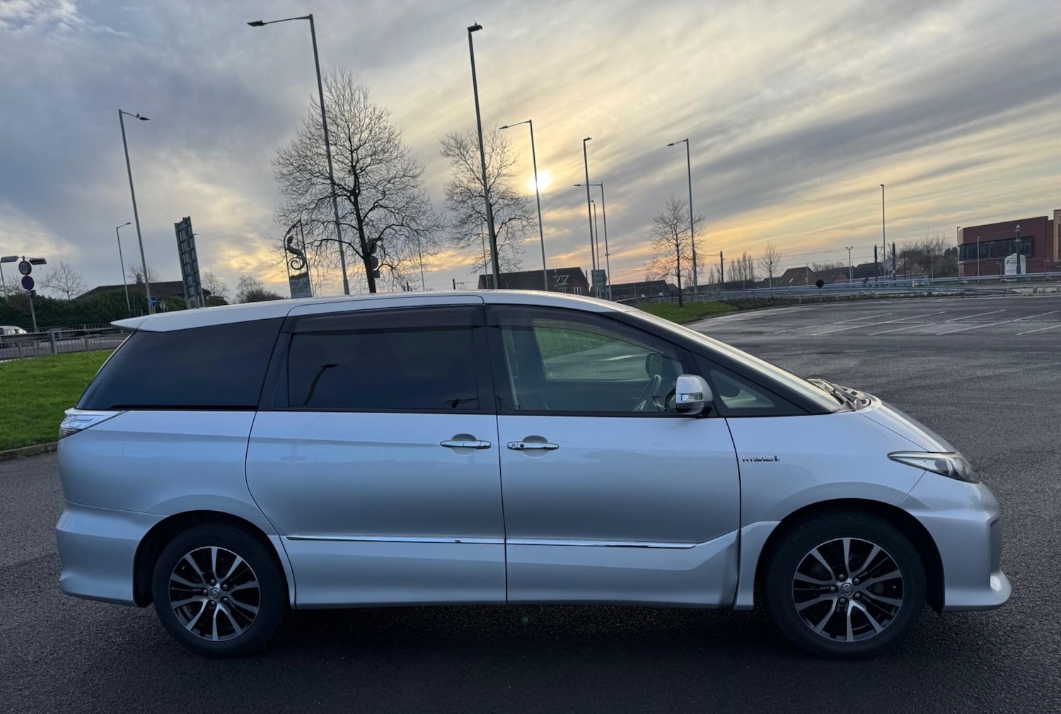 Used Toyota Estima 2025 for sale - 76964442: Photo 7