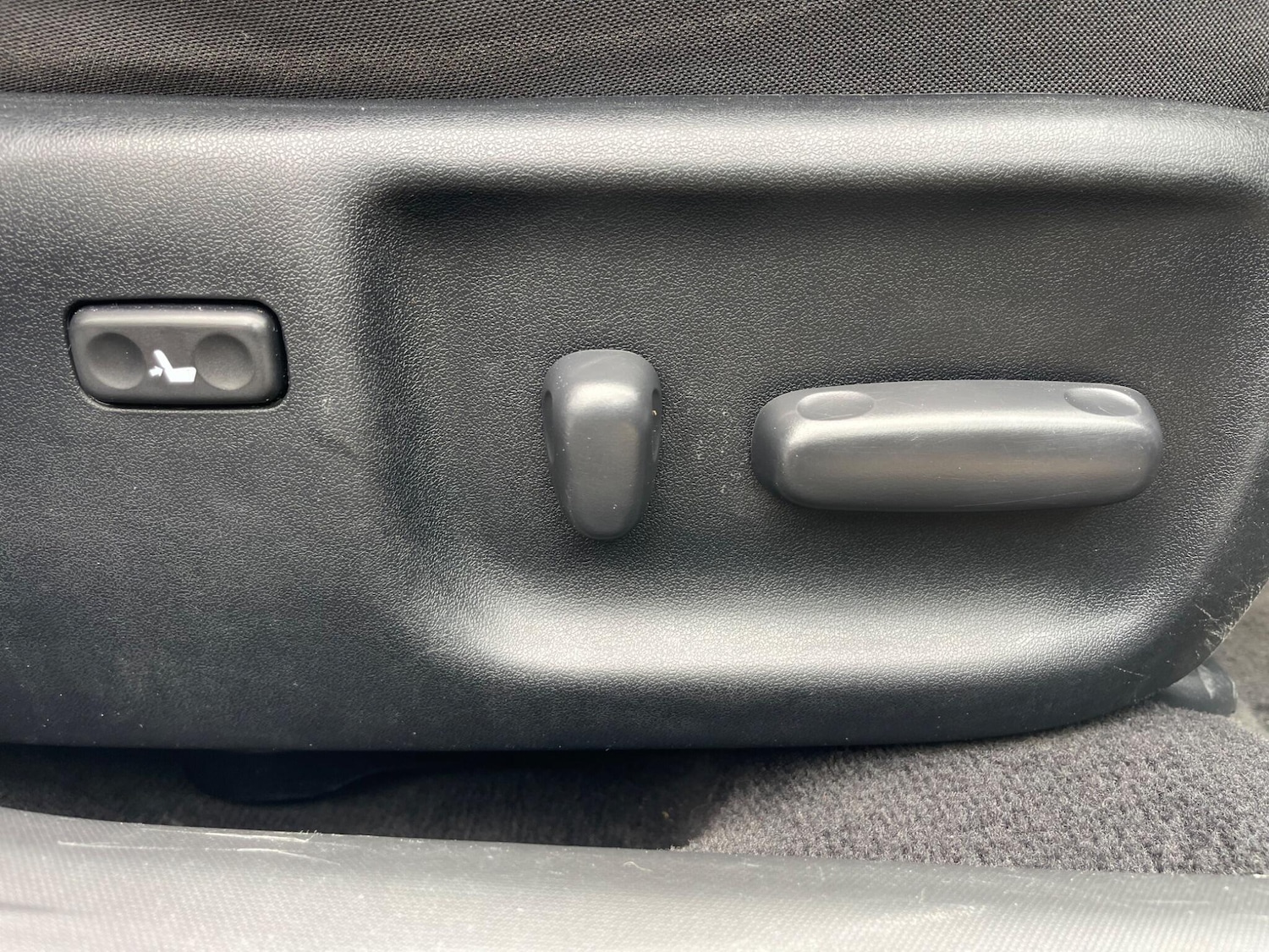 Used Toyota Avensis 2015 for sale - 76988013: Photo 16