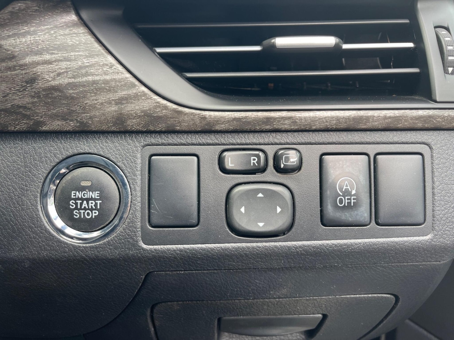 Used Toyota Avensis 2015 for sale - 76988013: Photo 21