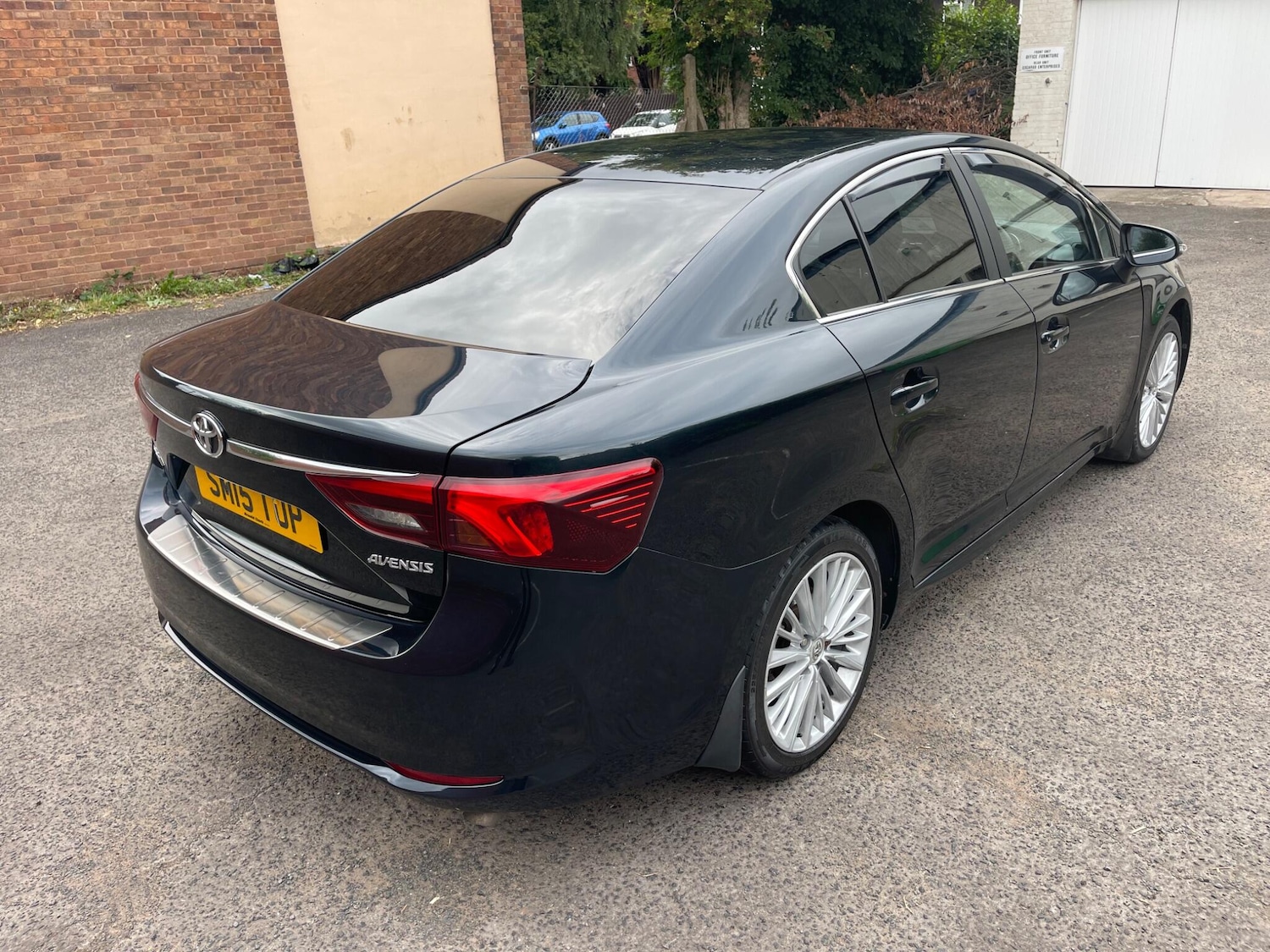 Used Toyota Avensis 2015 for sale - 76988013: Photo 4