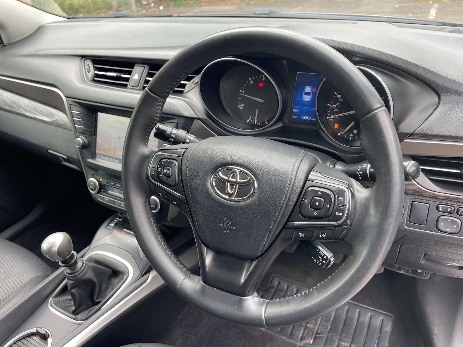 Used Toyota Avensis 2015 for sale - 76988013: Photo 9