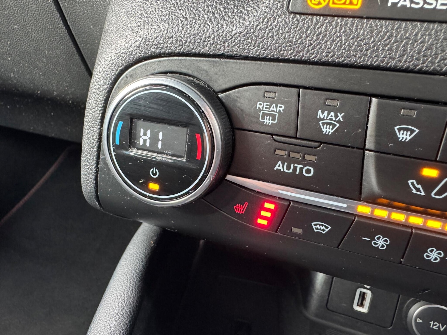 Used Ford Focus 2018 for sale - 77658126: Photo 17