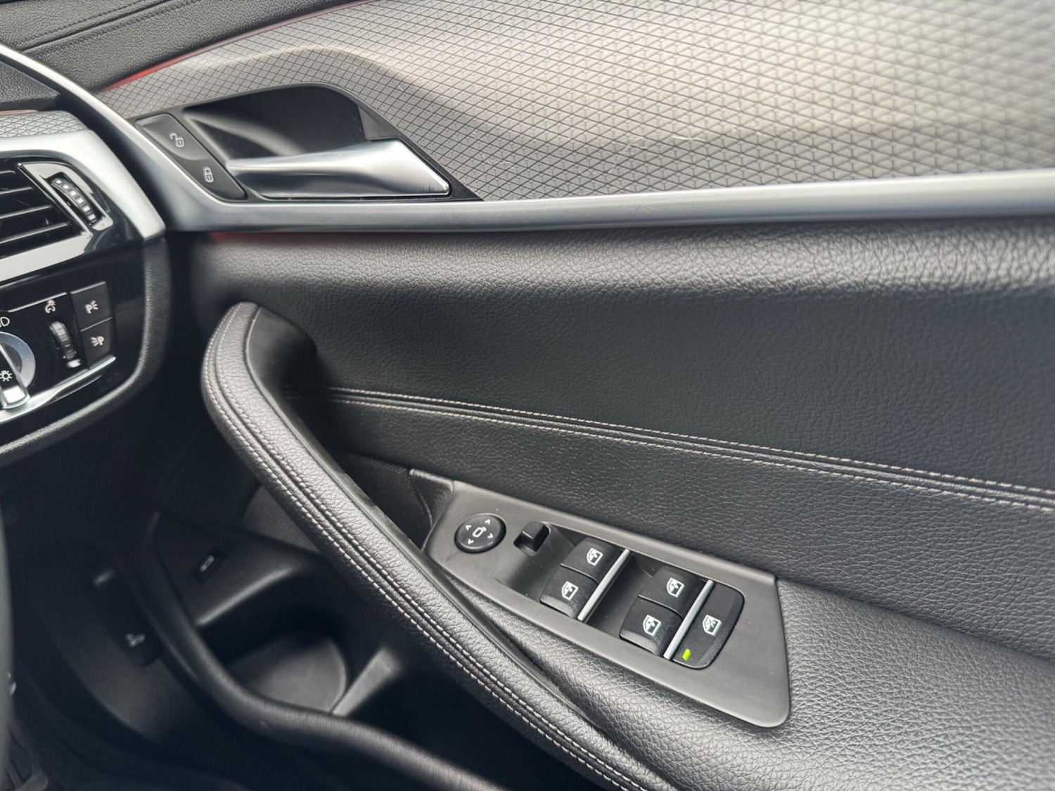 Used BMW 5 Series 2019 for sale - 77992870: Photo 20