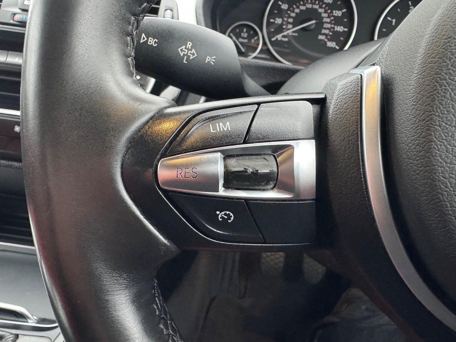 Used BMW 3 Series 2016 for sale - 77411768: Photo 25