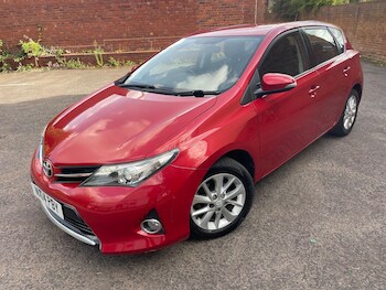 Used Toyota Auris 2014 for sale - 77898342: Photo