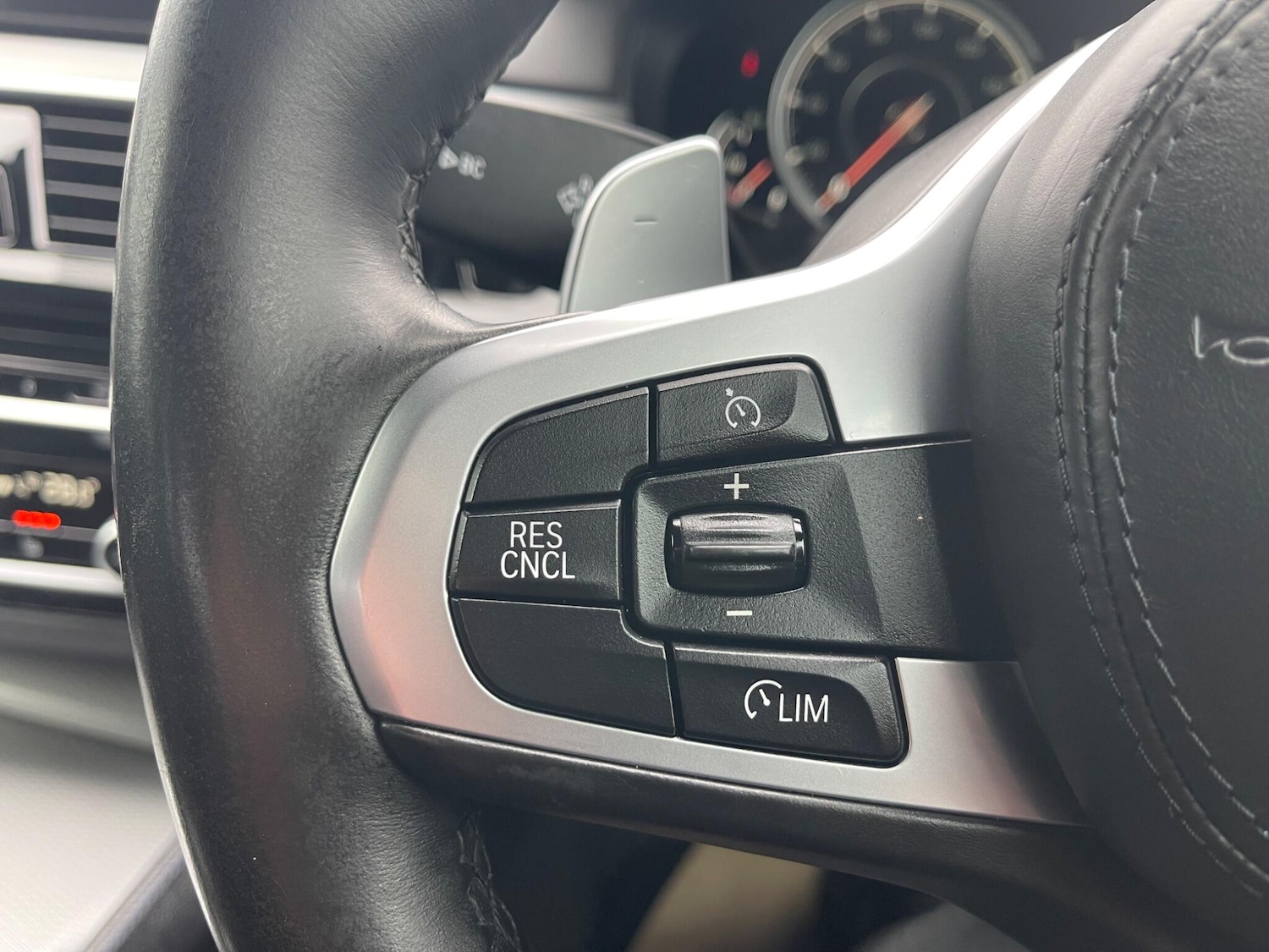 Used BMW 5 Series 2017 for sale - 76715256: Photo 26