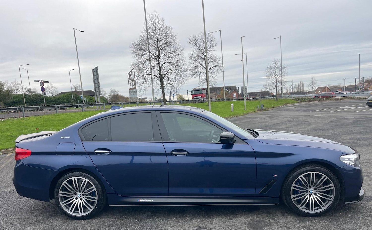 Used BMW 5 Series 2017 for sale - 76715256: Photo 6