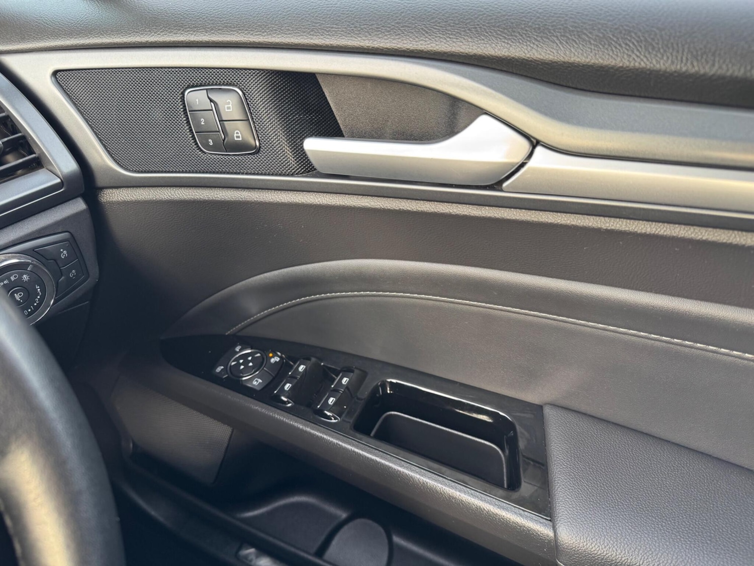 Used Ford Mondeo 2018 for sale - 77559446: Photo 23