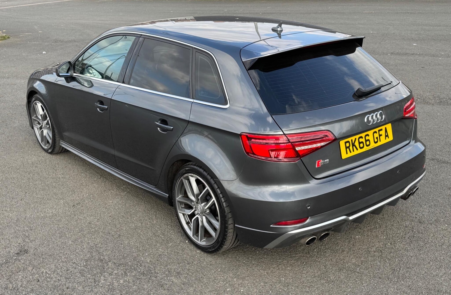 Used Audi S3 for sale - 77768521: Photo 2