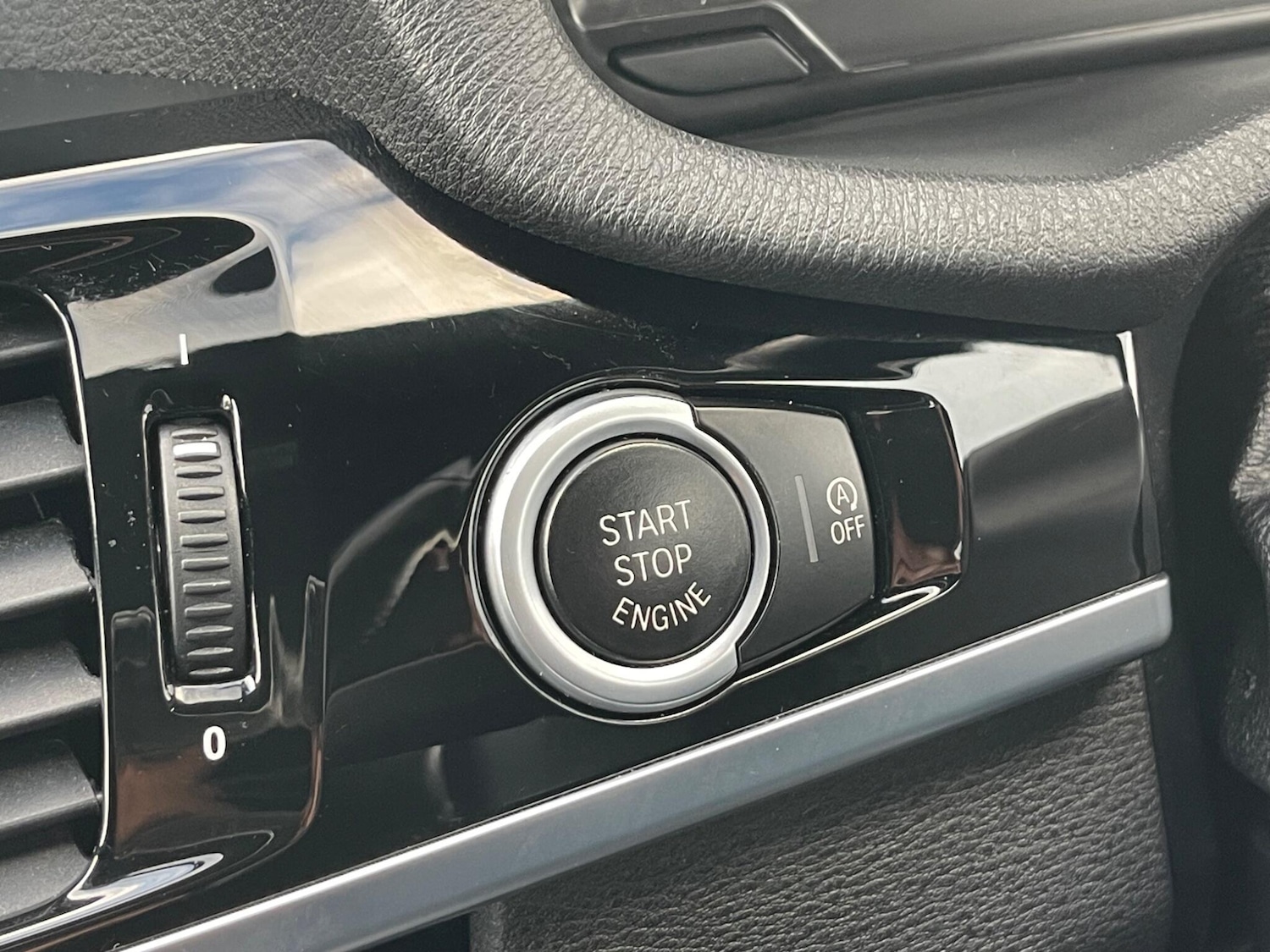 Used BMW X4 2015 for sale - 76336810: Photo 19