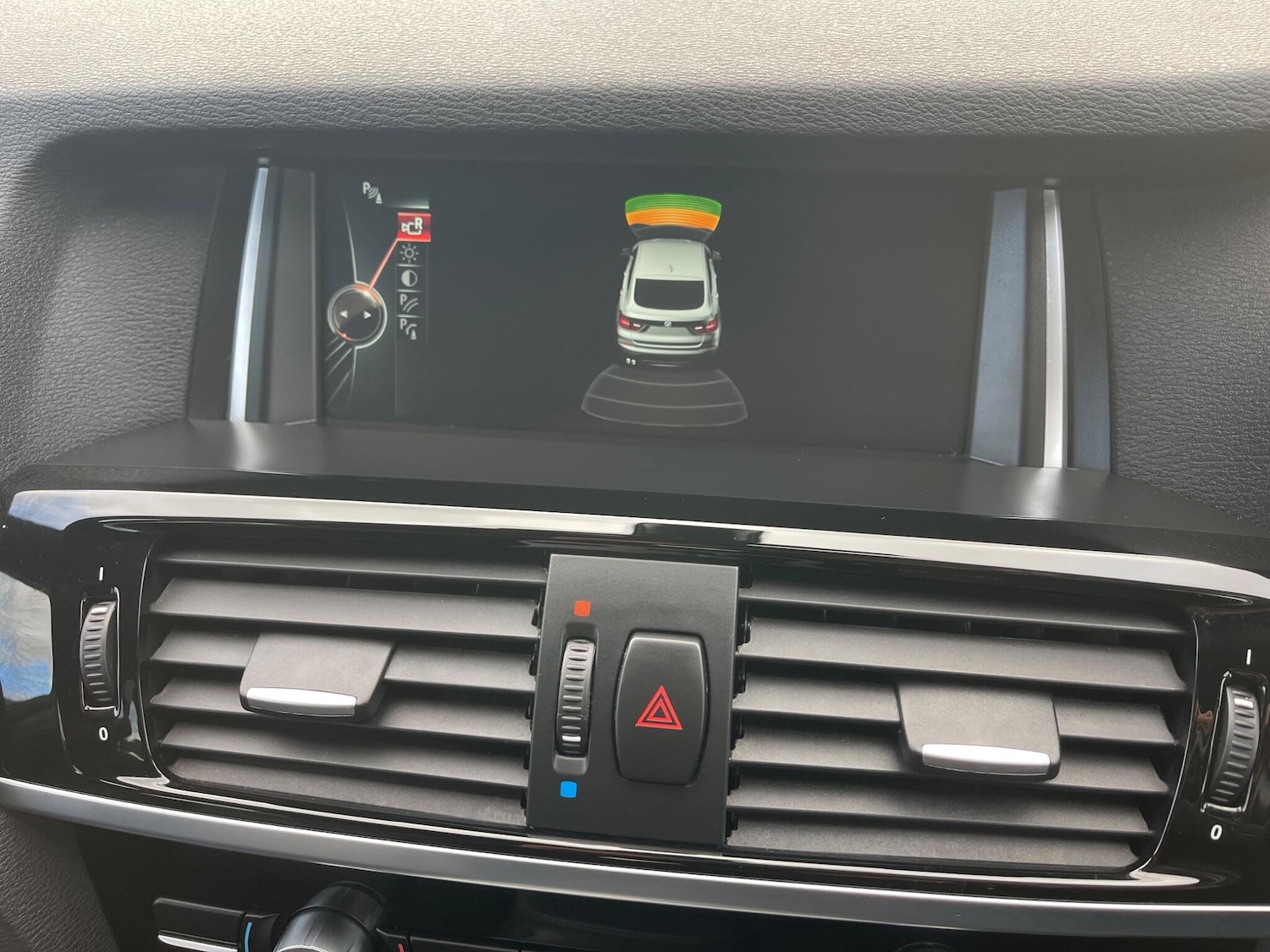 Used BMW X4 2015 for sale - 76336810: Photo 21
