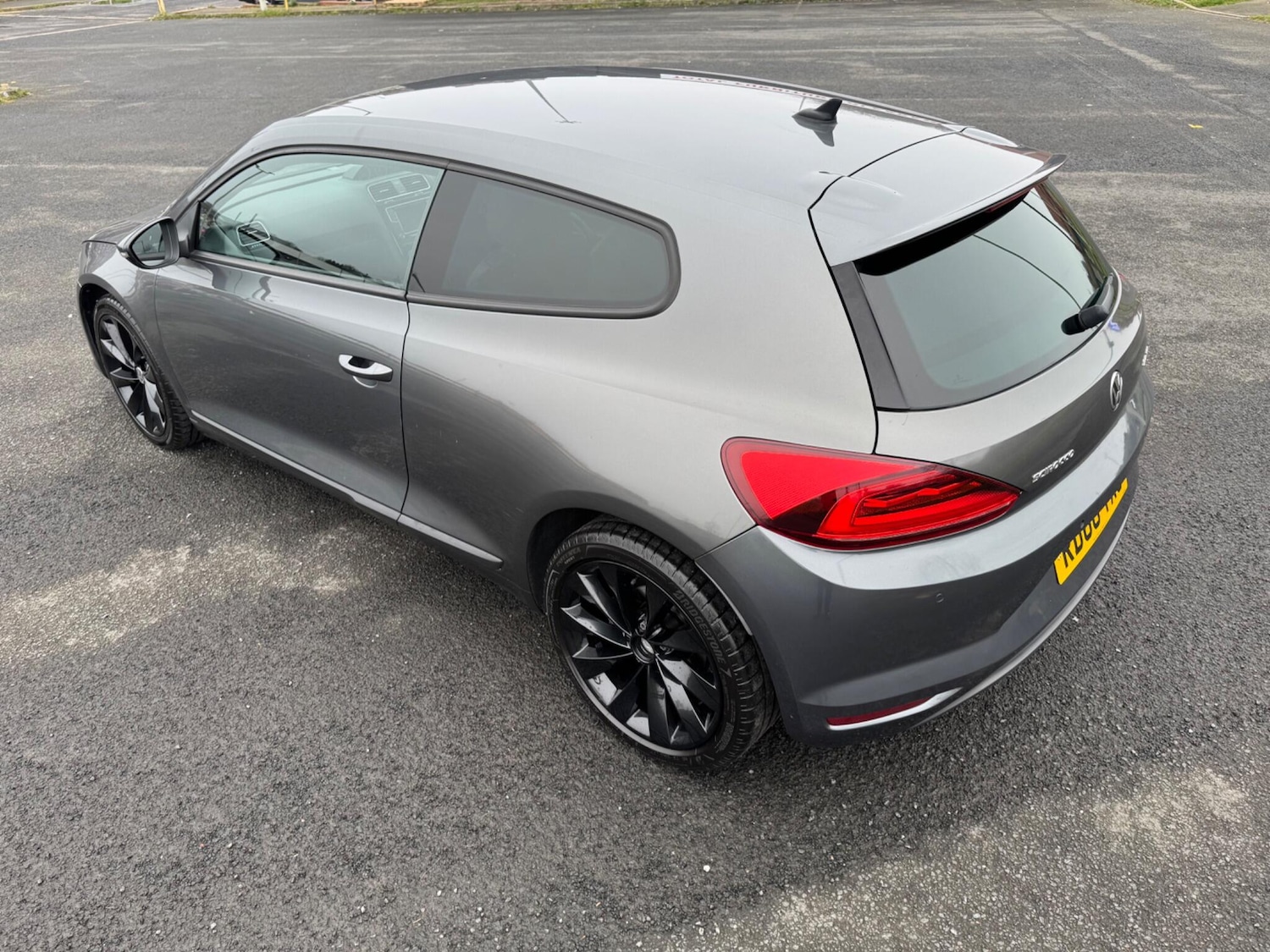 Used Volkswagen Scirocco 2017 for sale - 77799022: Photo 2