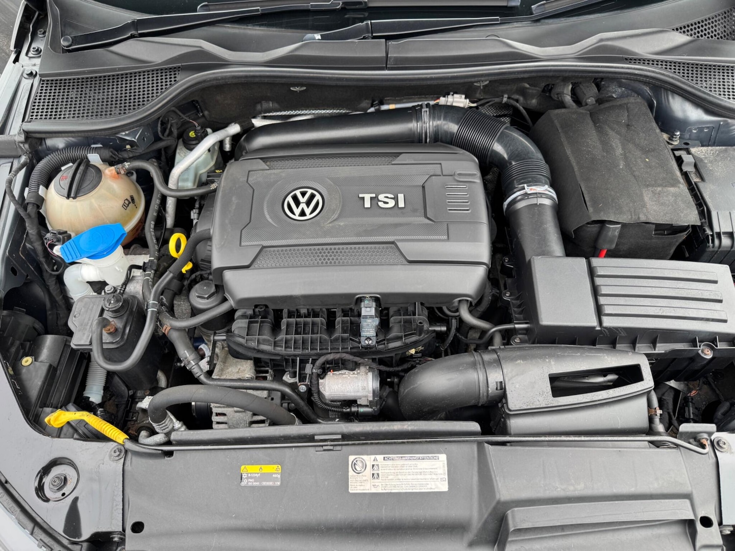 Used Volkswagen Scirocco 2017 for sale - 77799022: Photo 25