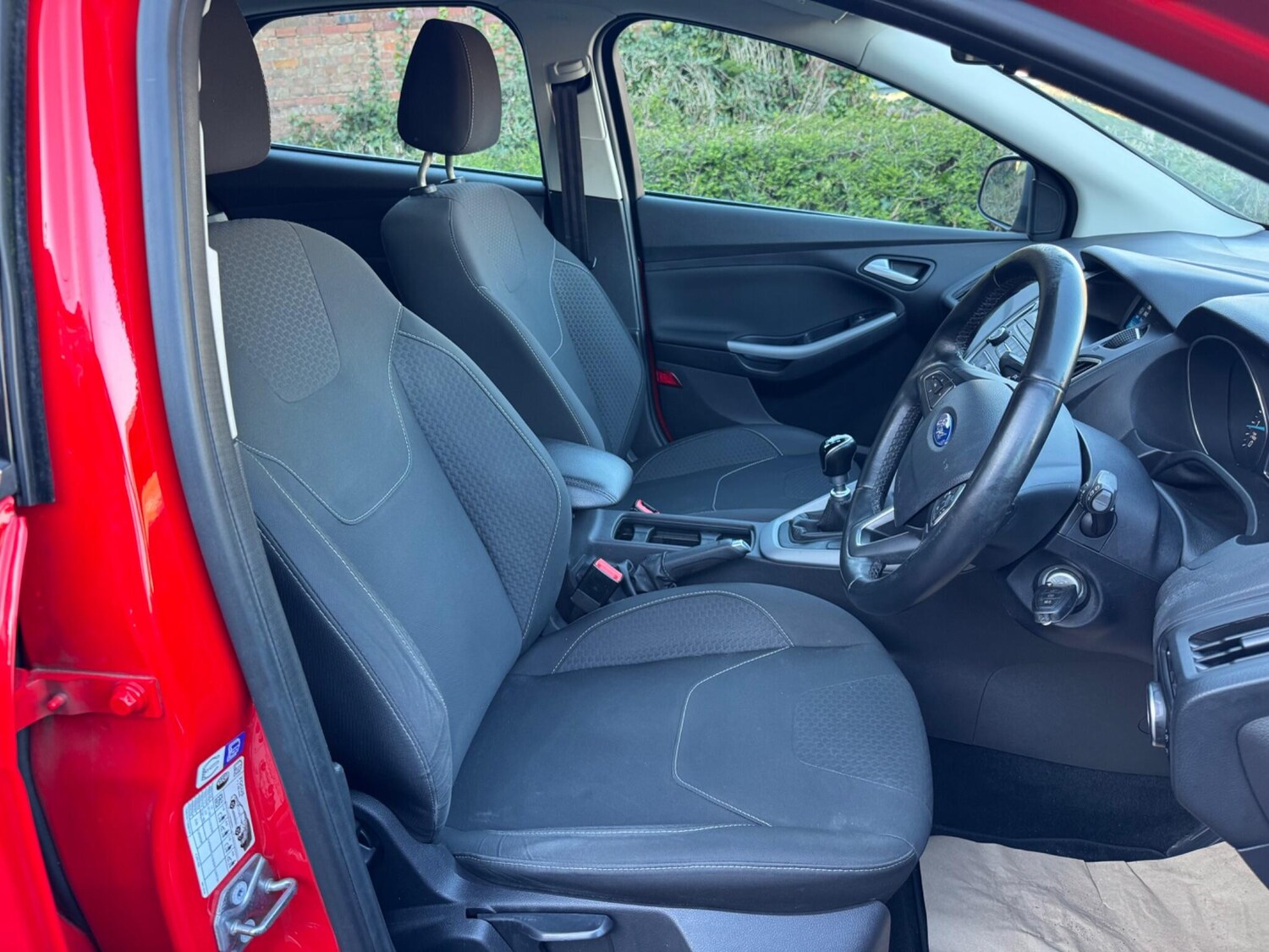 Used Ford Focus for sale - 77939631: Photo 11