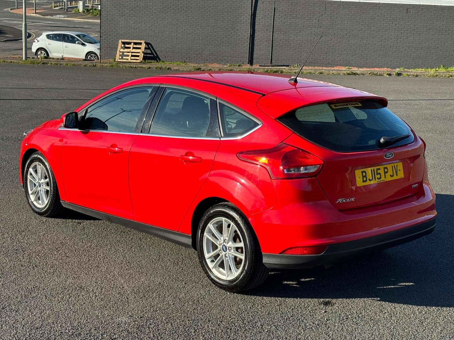 Used Ford Focus for sale - 77939631: Photo 2