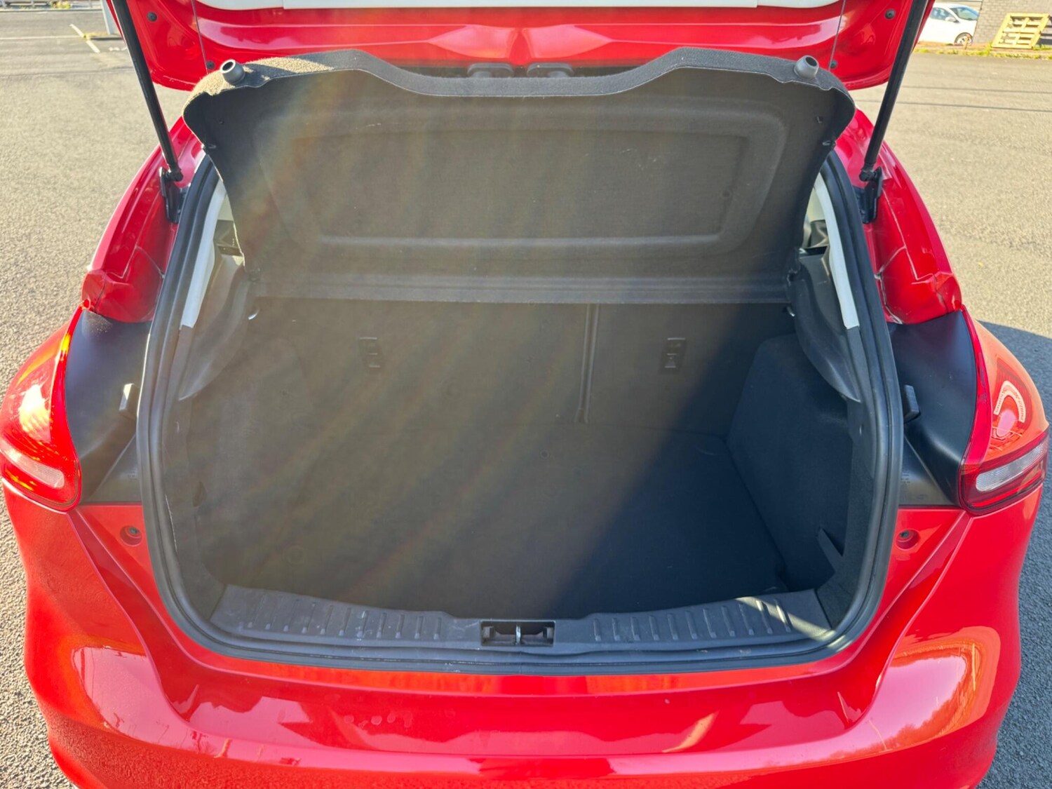 Used Ford Focus for sale - 77939631: Photo 22