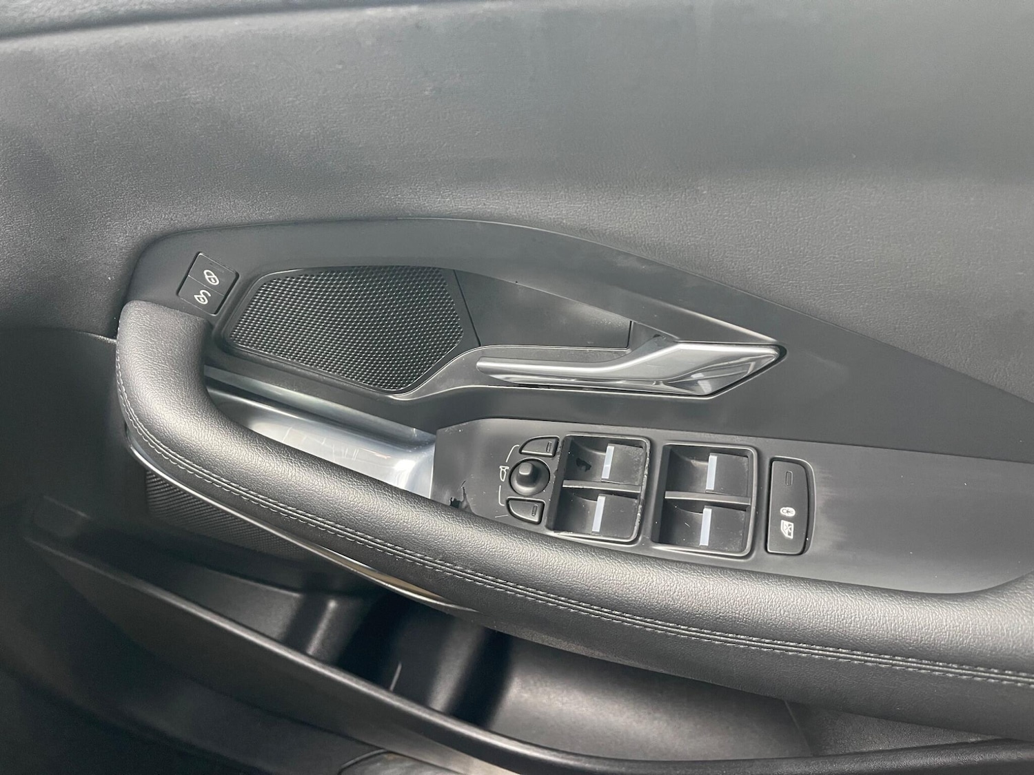 Used Jaguar E-Pace 2018 for sale - 76988724: Photo 24