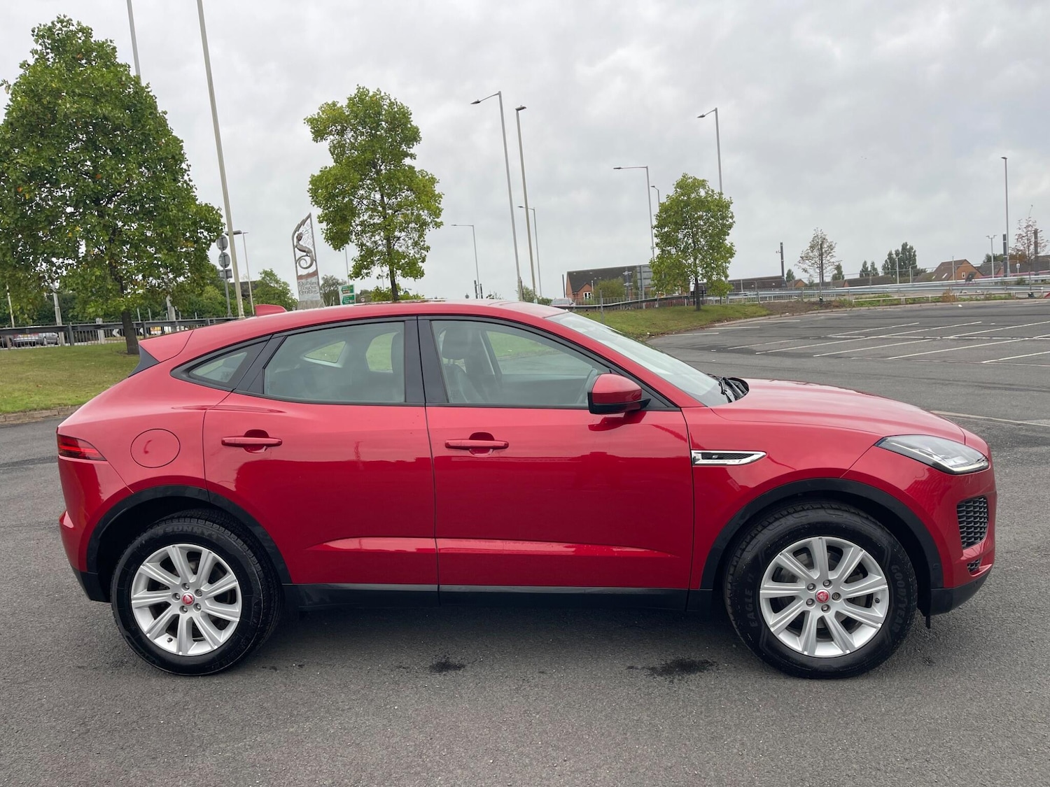 Used Jaguar E-Pace 2018 for sale - 76988724: Photo 7