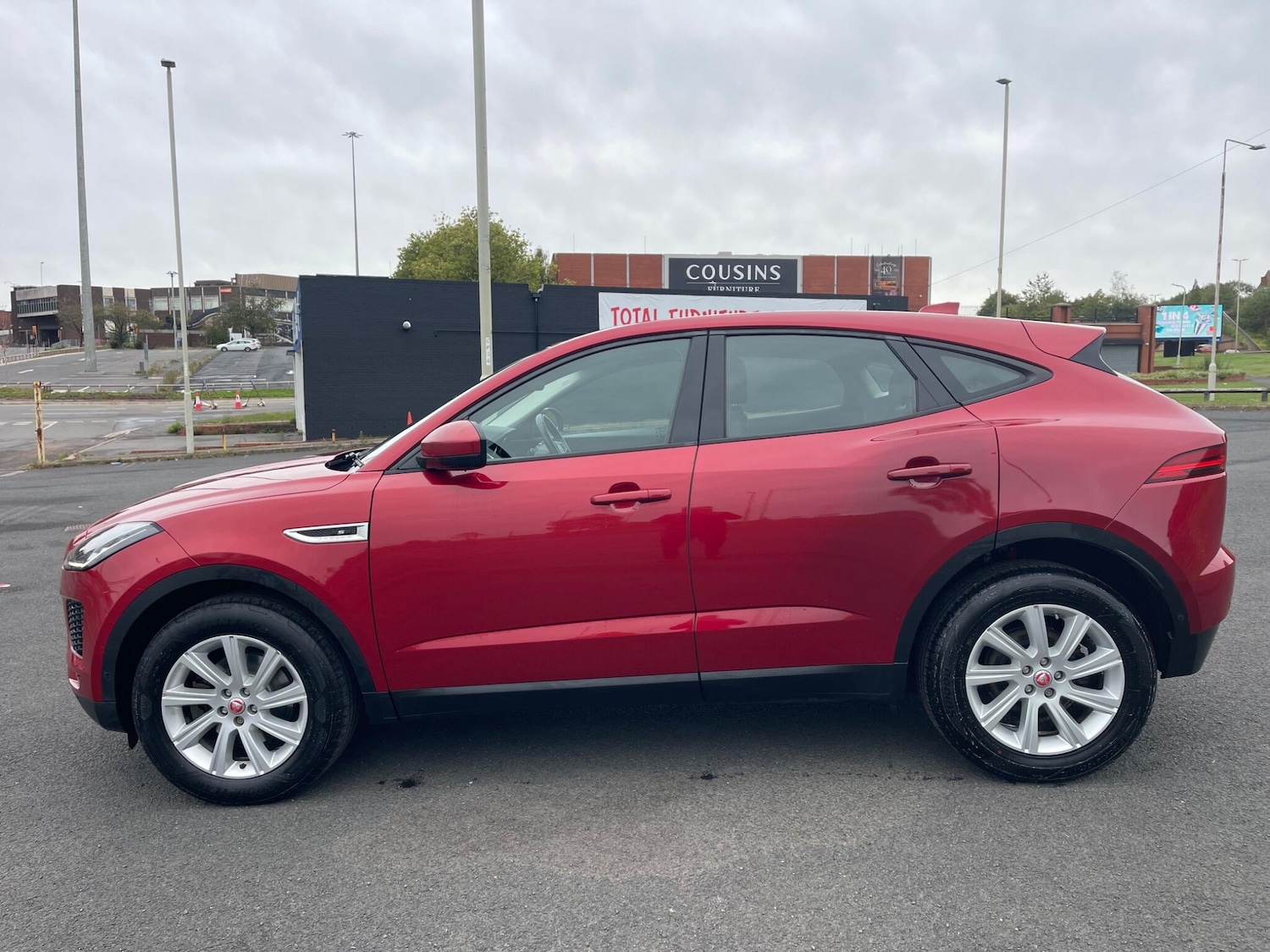Used Jaguar E-Pace 2018 for sale - 76988724: Photo 8