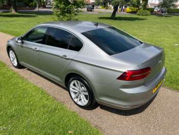 Used Volkswagen Passat 2016 for sale - 74935782: Photo