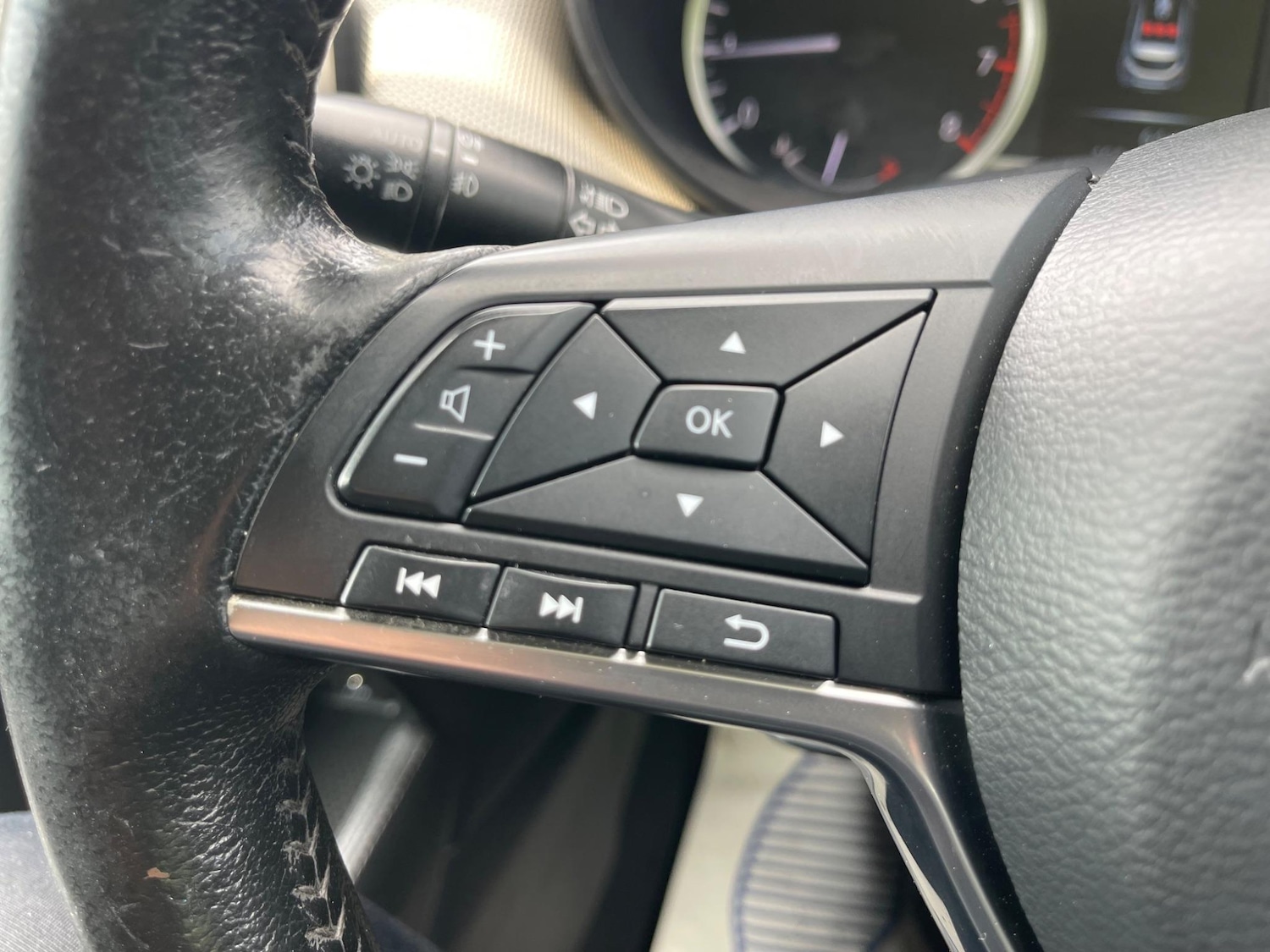 Used Nissan Micra 2017 for sale - 76991336: Photo 20