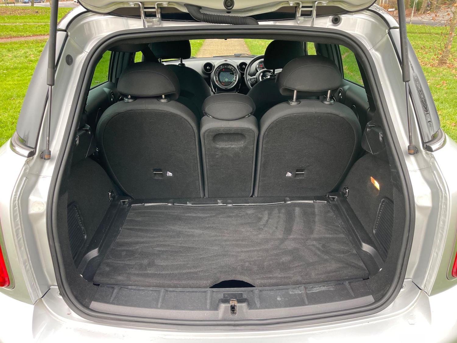 Vehicle 27