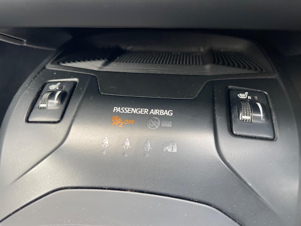 Used Toyota Avensis 2015 for sale - 75519241: Photo 17