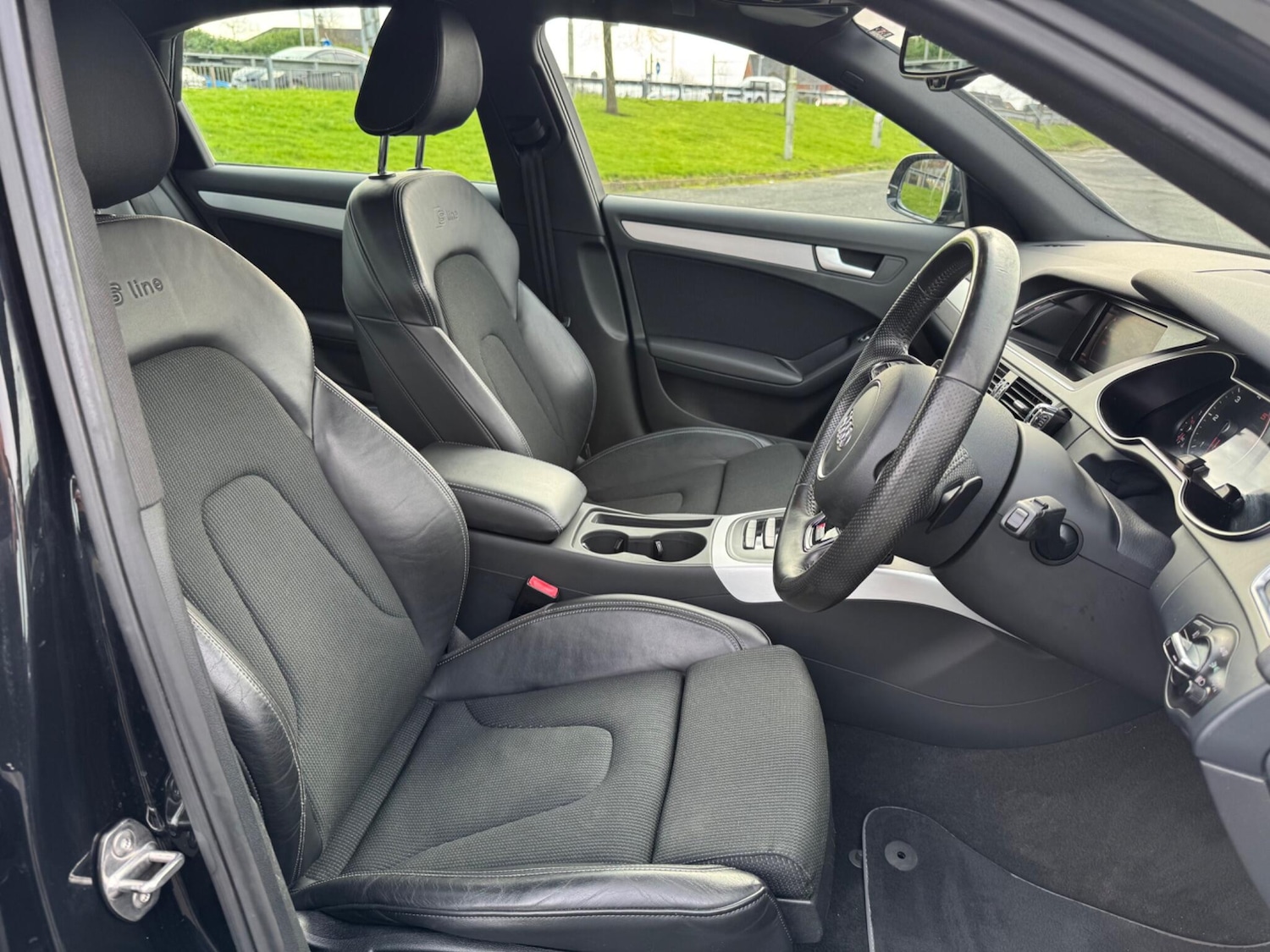 Used Audi A4 2014 for sale - 77564714: Photo 12