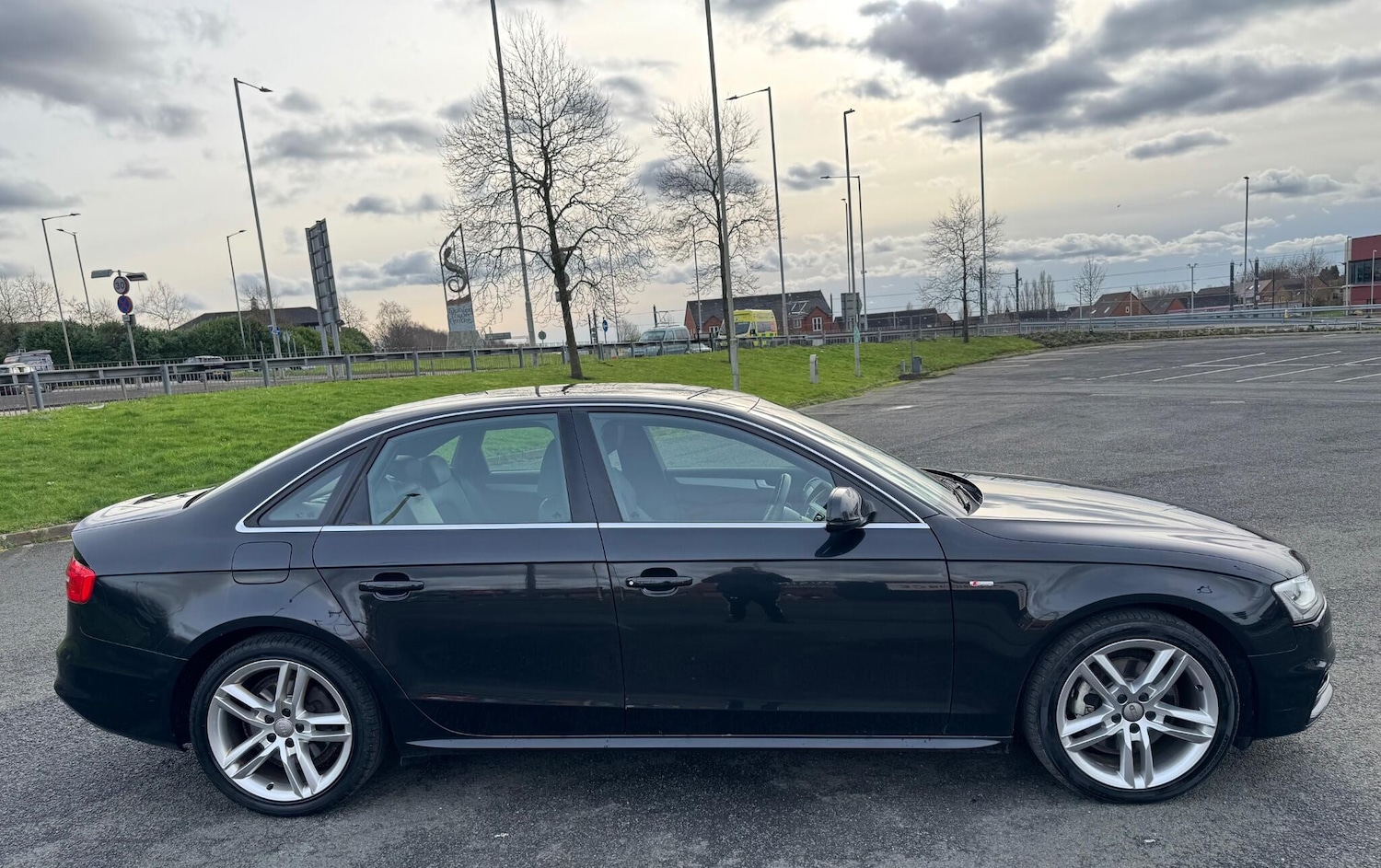 Used Audi A4 2014 for sale - 77564714: Photo 7