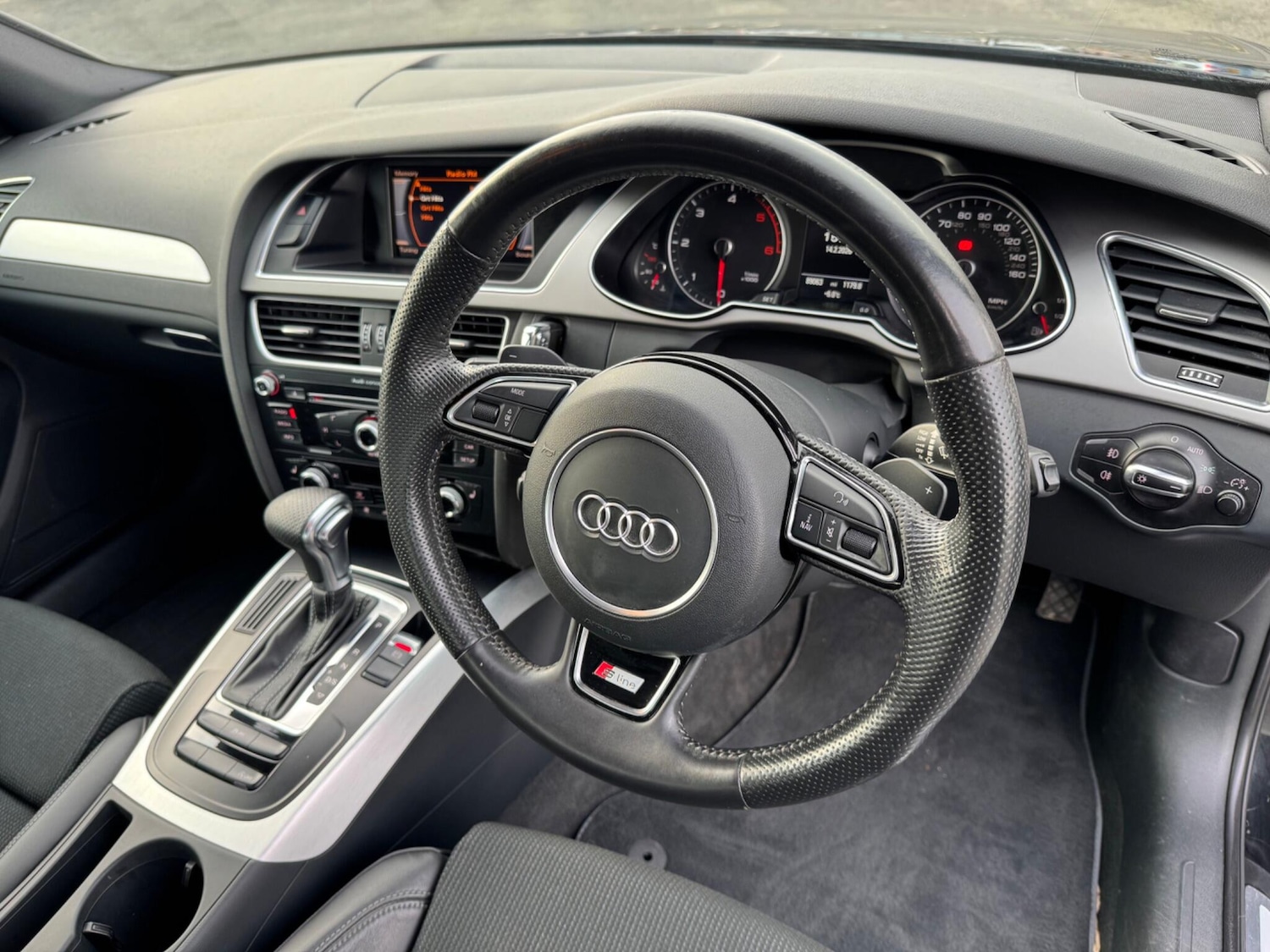 Used Audi A4 2014 for sale - 77564714: Photo 9