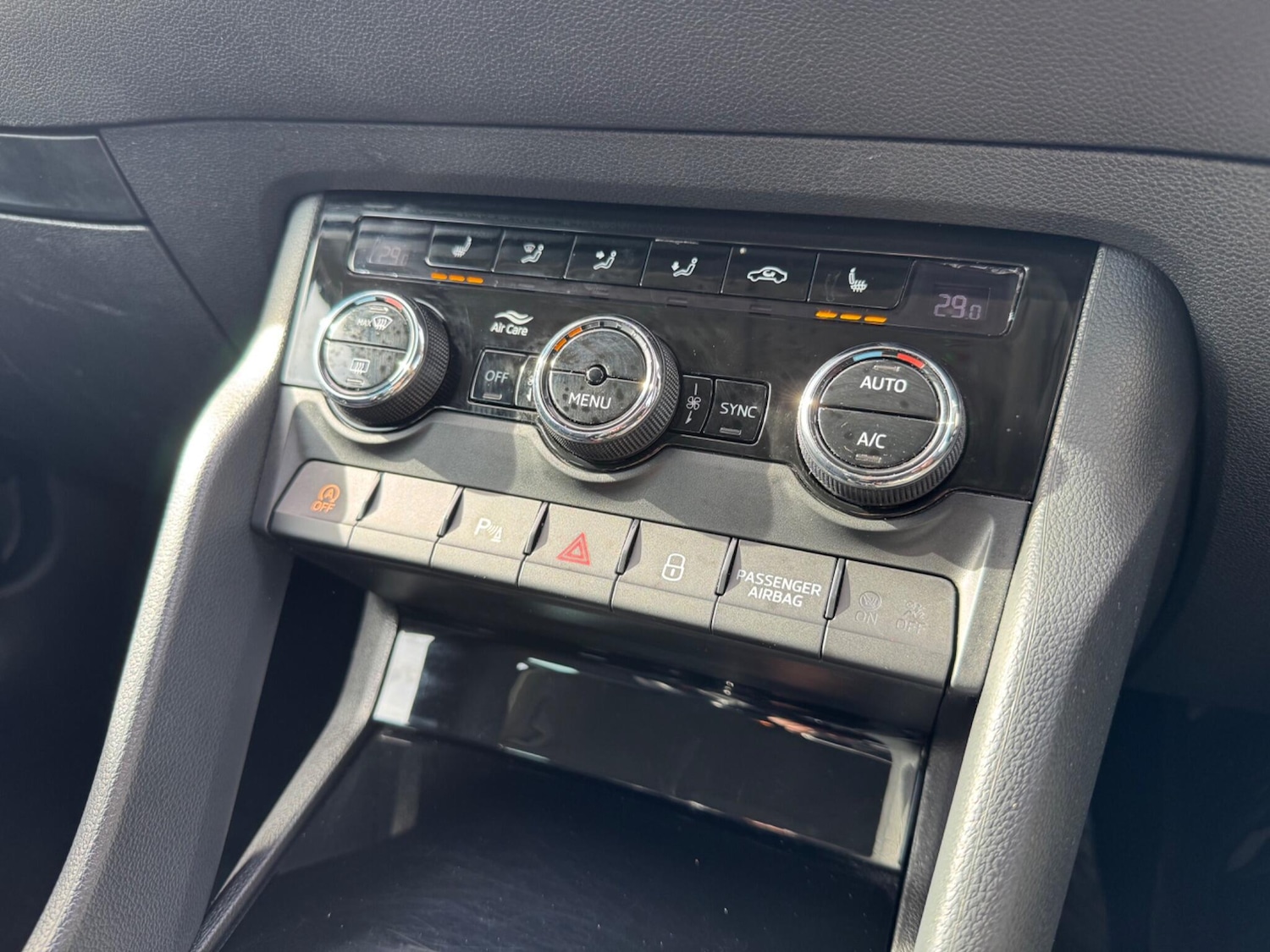 Used Skoda Karoq 2018 for sale - 77898629: Photo 25