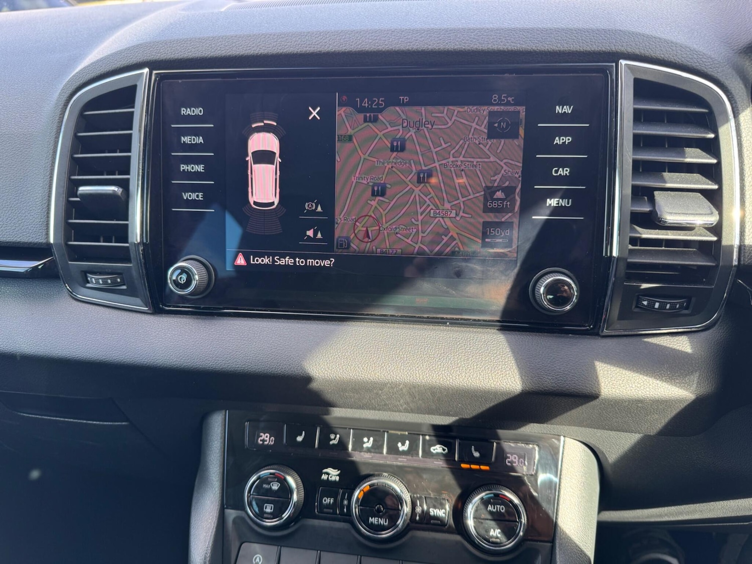 Used Skoda Karoq 2018 for sale - 77898629: Photo 26