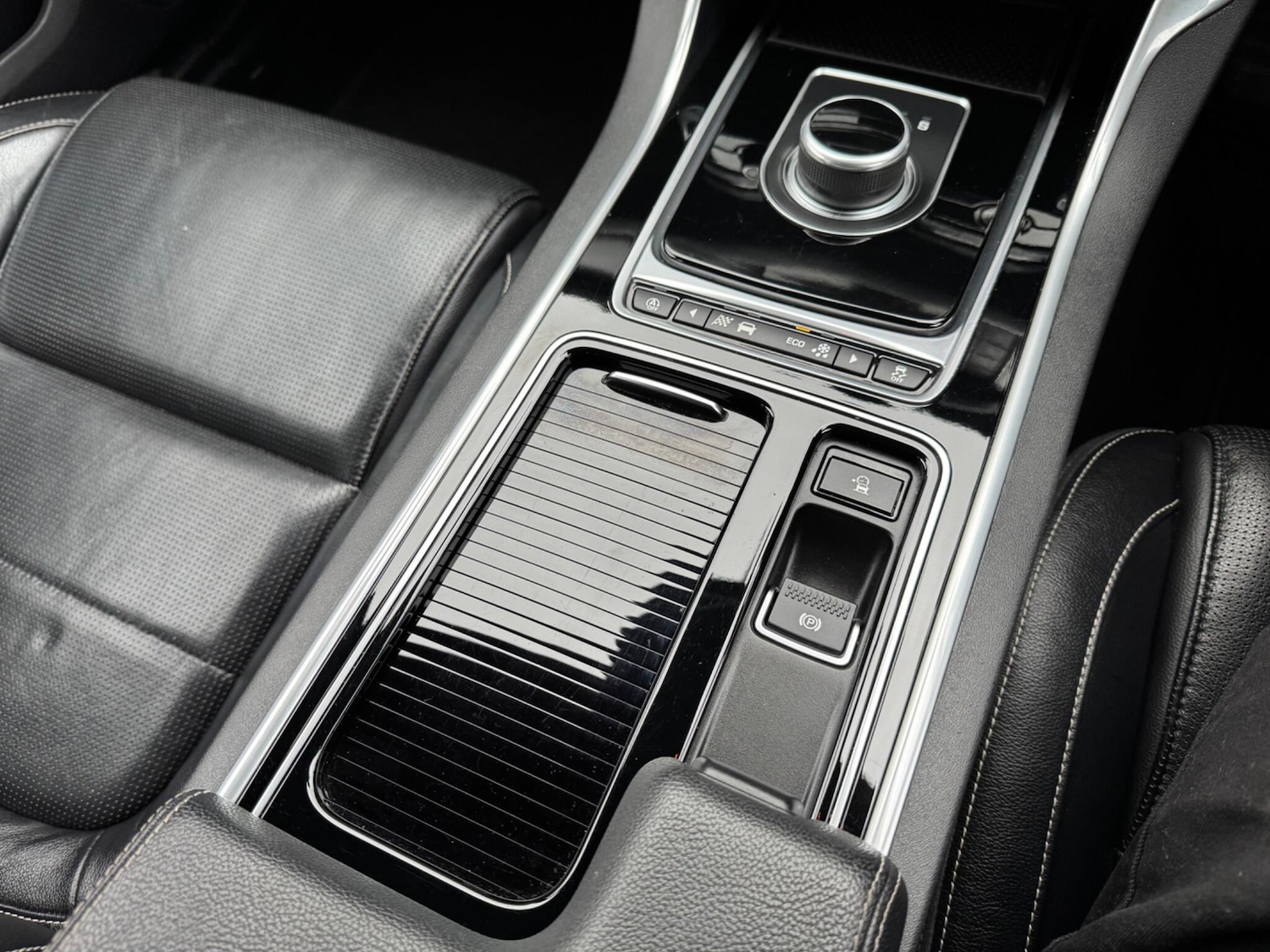 Used Jaguar XF 2018 for sale - 76975722: Photo 23