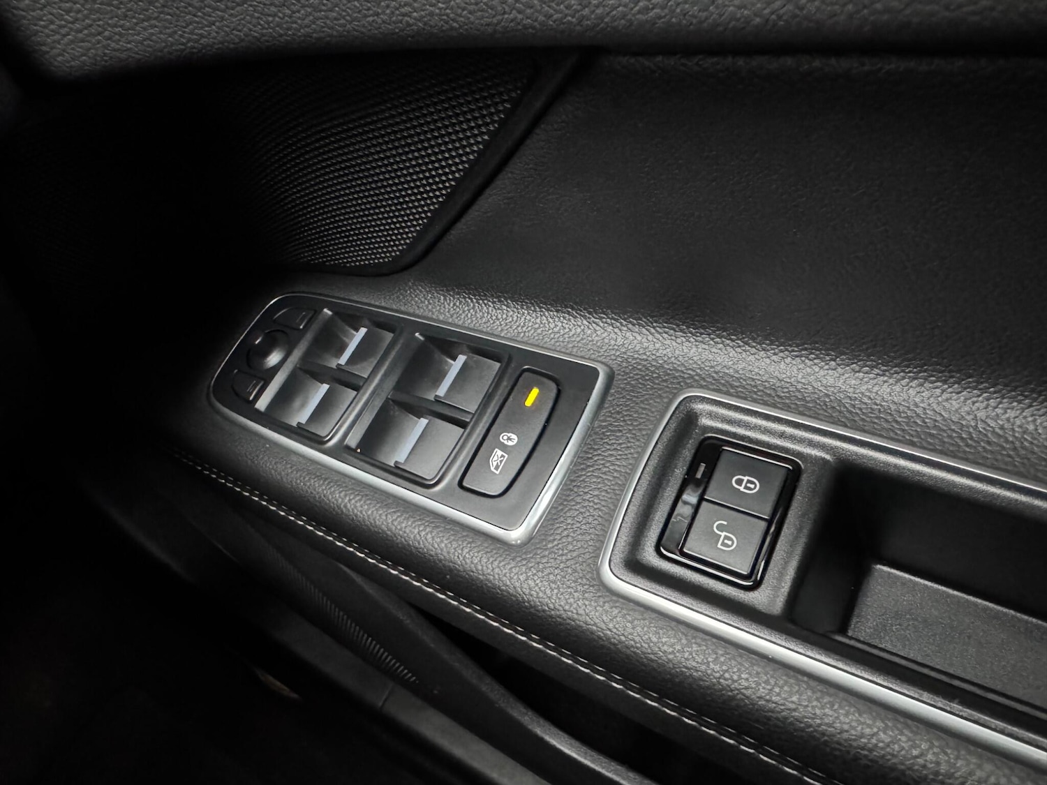 Used Jaguar XF 2018 for sale - 76975722: Photo 25