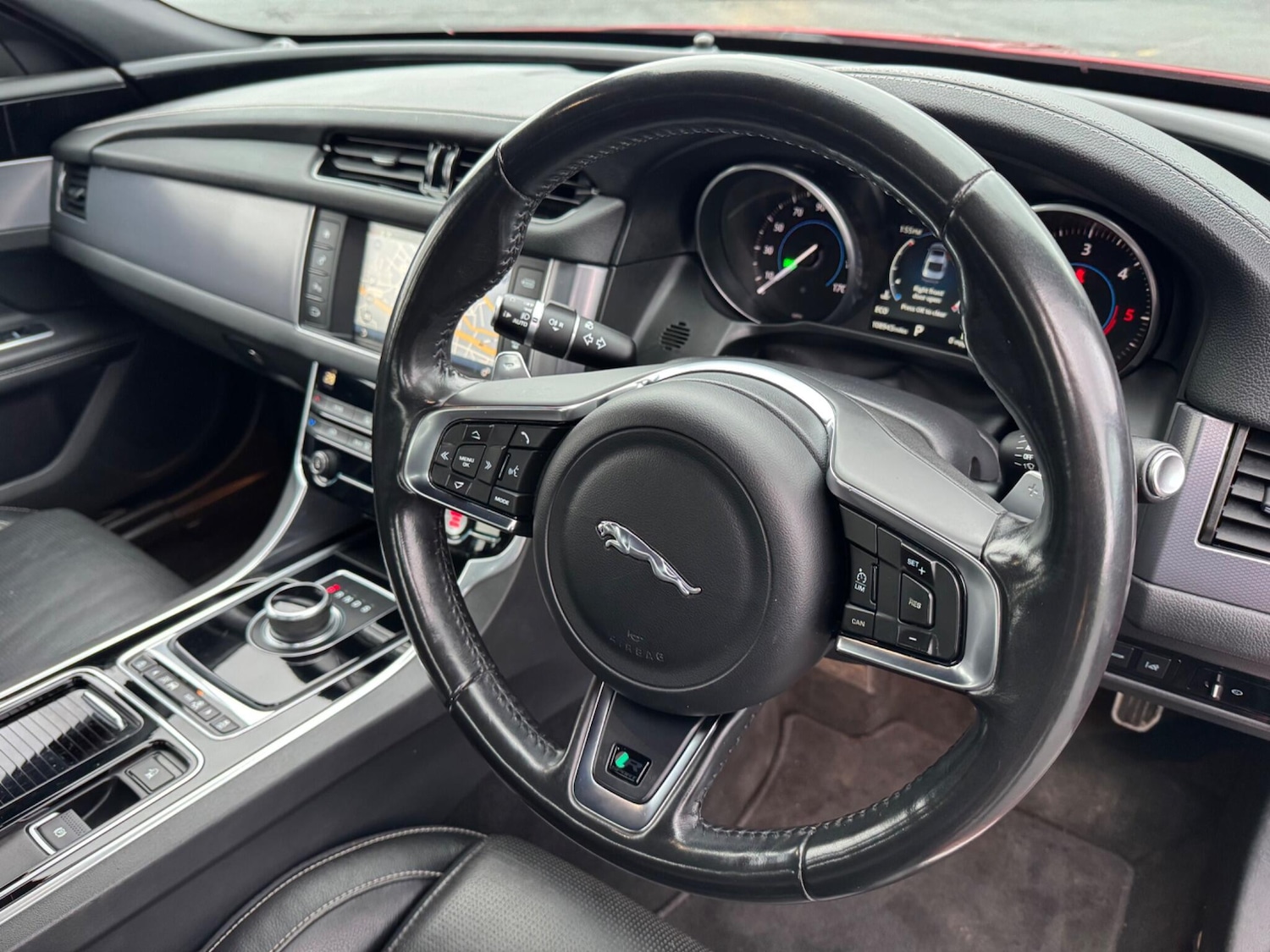 Used Jaguar XF 2018 for sale - 76975722: Photo 9