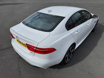 Used Jaguar XE 2018 for sale - 79756264: Photo