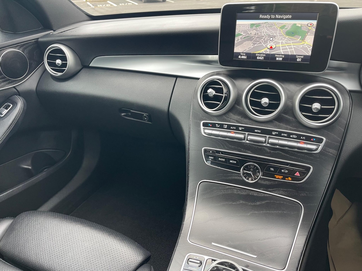 Used Mercedes-Benz C Class 2016 for sale - 76989958: Photo 11