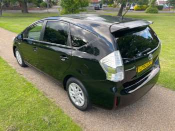 Used Toyota Prius+ 2013 for sale - 74823337: Photo