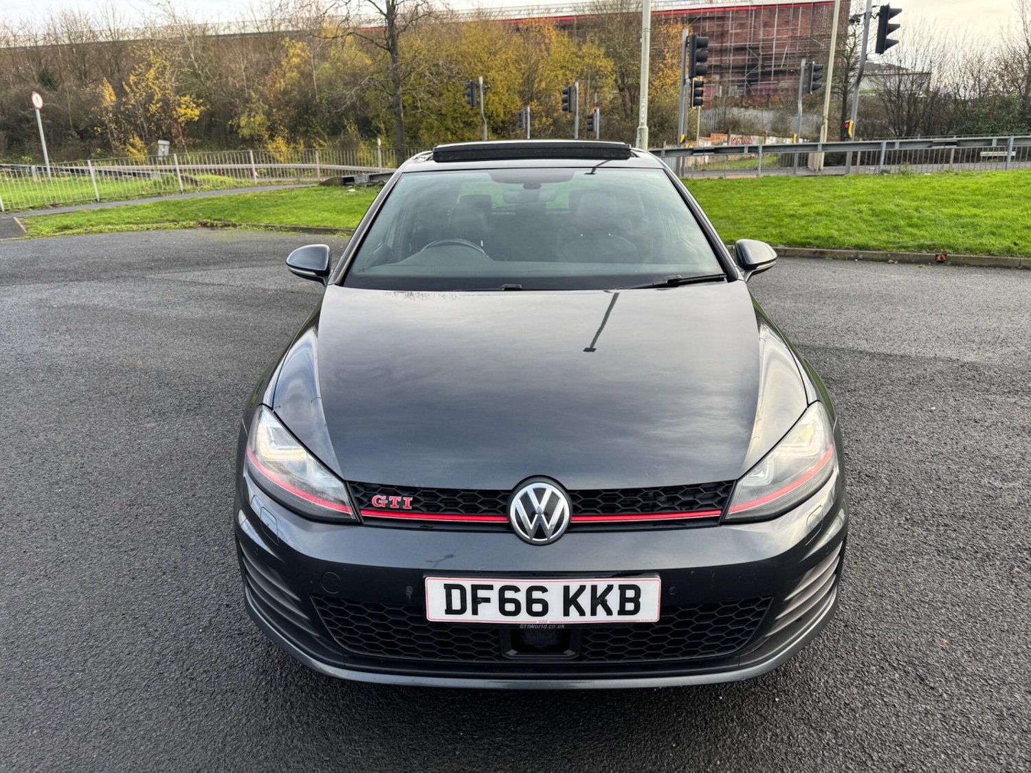 Used Volkswagen Golf 2016 for sale - 76832808: Photo 5