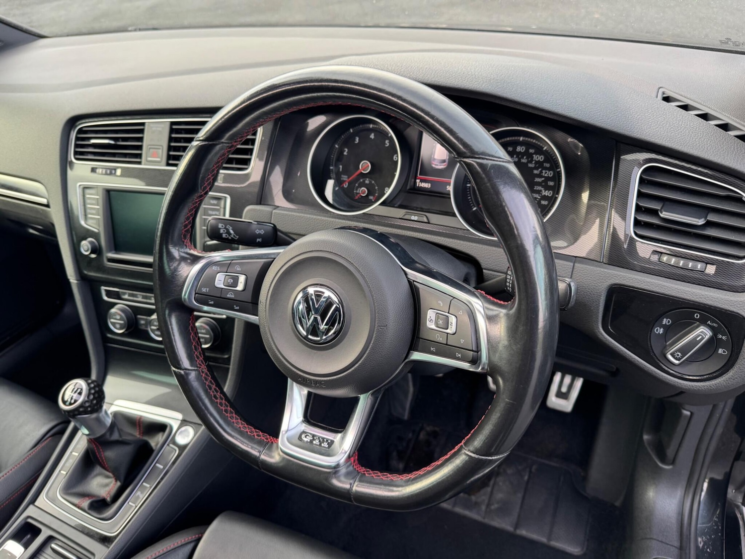 Used Volkswagen Golf 2016 for sale - 76832808: Photo 9