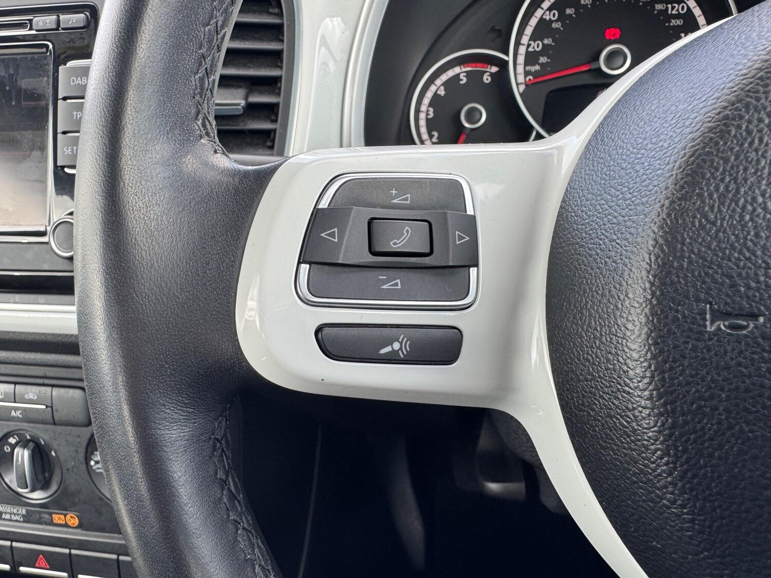 Used Volkswagen Beetle for sale - 78214465: Photo 20