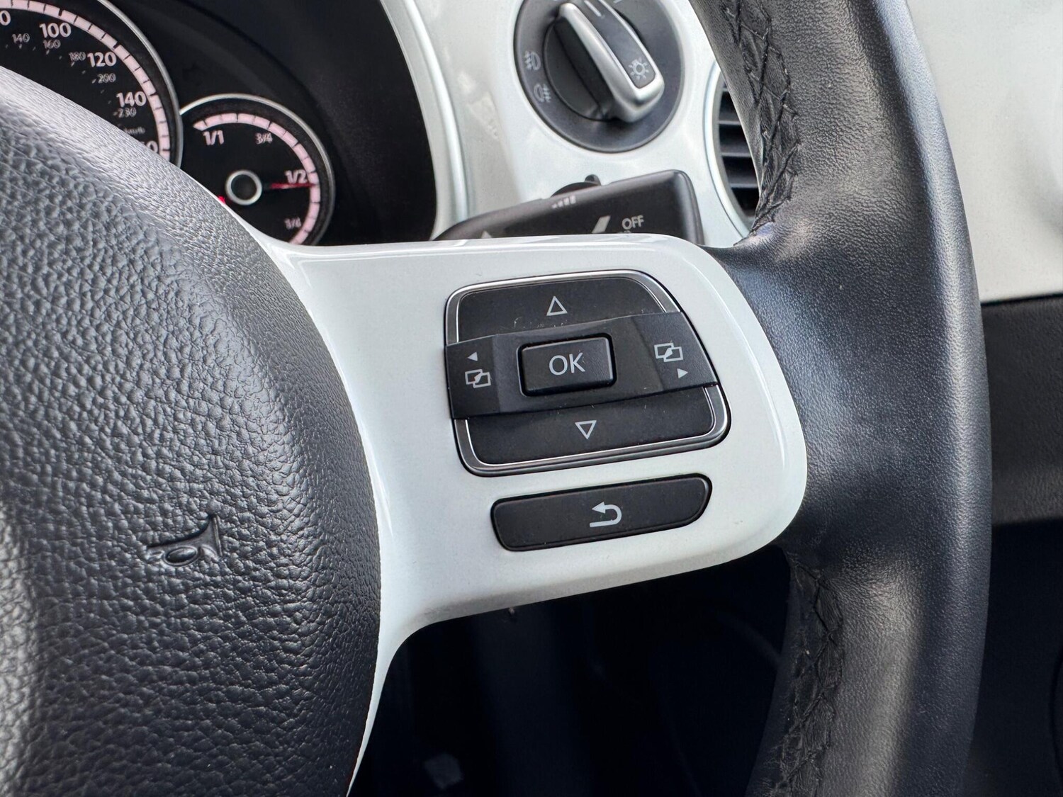 Used Volkswagen Beetle for sale - 78214465: Photo 21