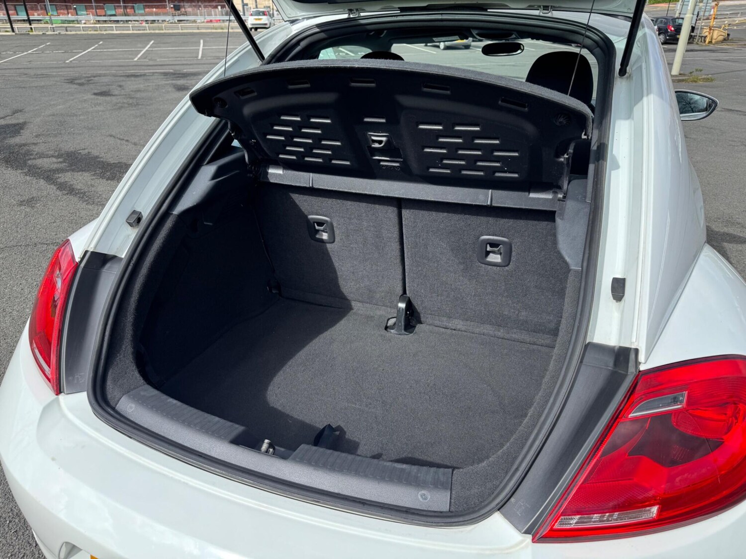 Used Volkswagen Beetle for sale - 78214465: Photo 22