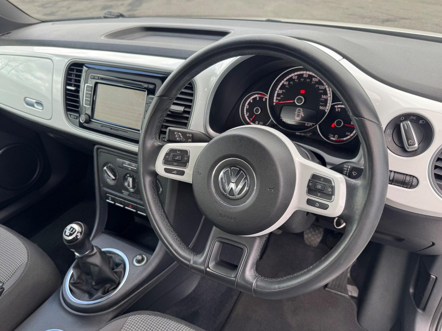 Used Volkswagen Beetle for sale - 78214465: Photo 9