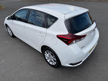 Used Toyota Auris 2015 for sale - 79259618: Photo