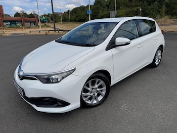 Used Toyota Auris 2015 for sale - 79259618: Photo