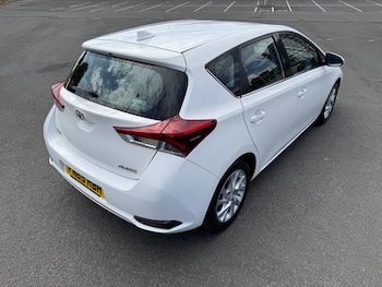 Used Toyota Auris 2015 for sale - 79259618: Photo