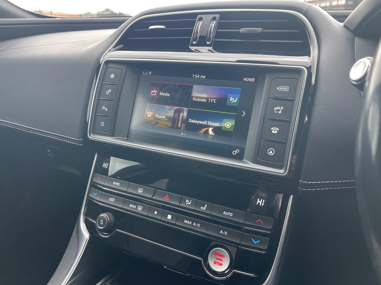 Used Jaguar XE 2016 for sale - 76361477: Photo 18