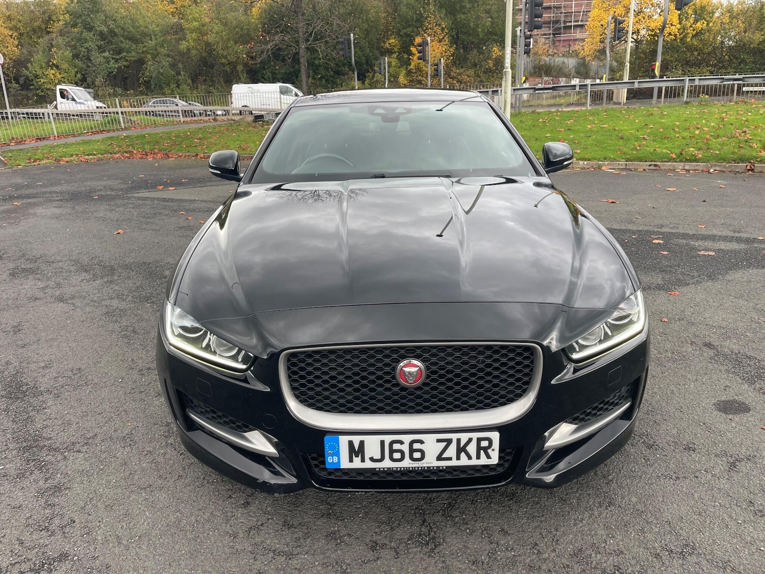 Used Jaguar XE 2016 for sale - 76361477: Photo 5